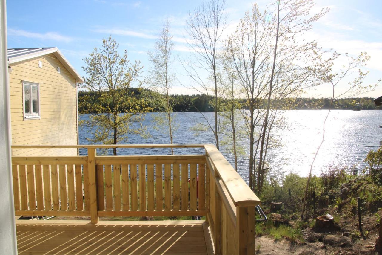 Varhaga Vandrarhem Sjuntorp Bagian luar foto